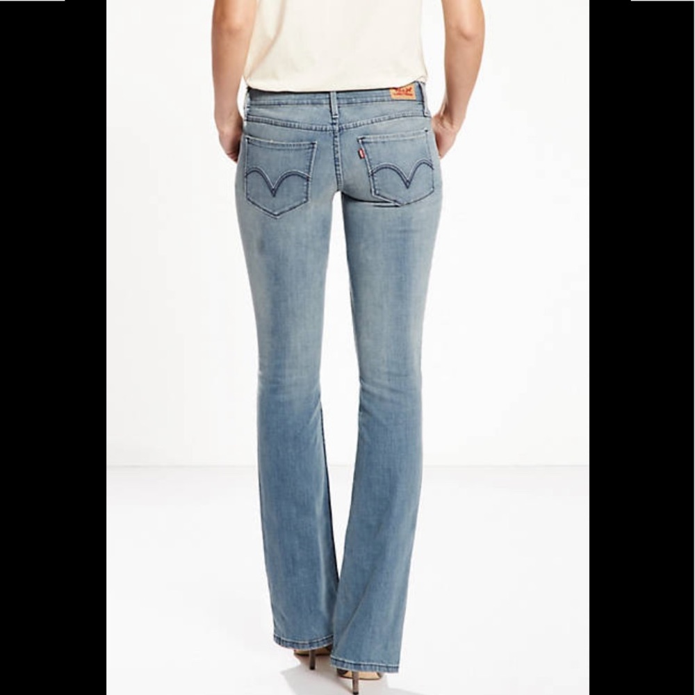 Faded Levi 524 too super low, boot cut, size 7